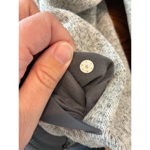 Lululemon Its Fleecing Cold Jacket Full Zip Heathered Gray Size 6 - Picture 5 of 9